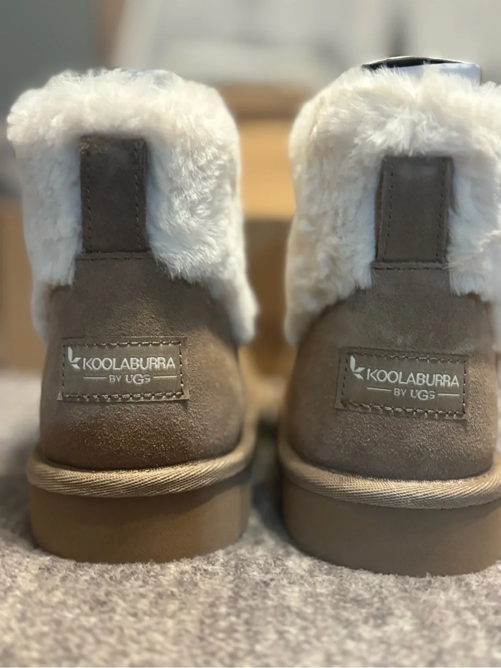 New Koolaburra by UGG Women's Aubrei Mini Boot Size 8